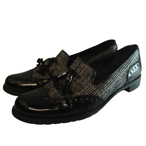 BLack Stuart Weitzman tweed tassel loafer - Picture 1 of 11